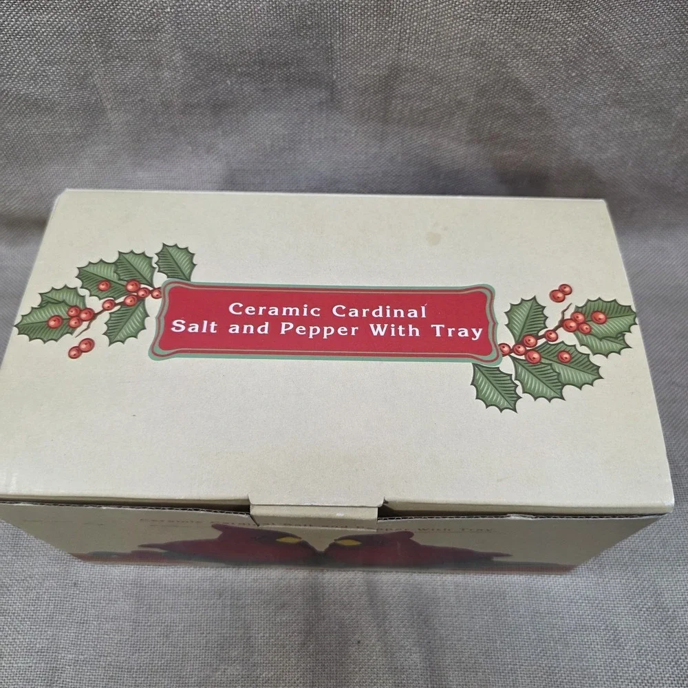 Cracker Barrel Christmas Cardinal Salt & Pepper Shakers Holly Tray Set New W Box